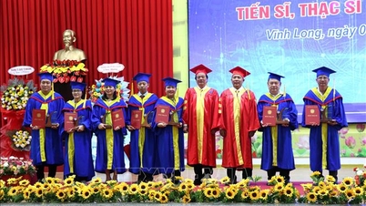 Universiti Tra Vinh melatih para intelek yang berkelayakan tinggi untuk Delta Mekong.