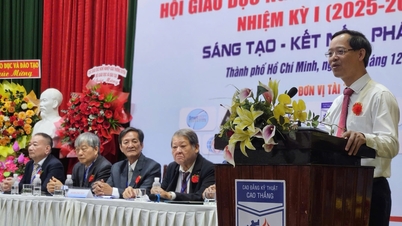 Τα κολέγια και τα γυμνάσια και τα λύκεια δεν θα πρέπει να υπογράφουν συμφωνίες με εκατοντάδες επιχειρήσεις για να πάρουν ποσότητα.