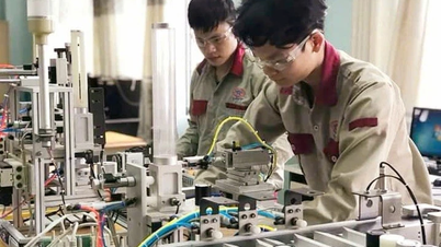 ນະ​ວັດ​ຕະ​ກໍາ​ການ​ສຶກ​ສາ​ອາ​ຊີບ​: ຈັບ​ເອົາ​ໂອ​ກາດ​, ເອົາ​ຊະ​ນະ​ສິ່ງ​ທ້າ​ທາຍ​