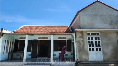 Thiên tai khốc liệt, cần mẫu nhà ở phòng, tránh bão lụt phù hợp thực tế