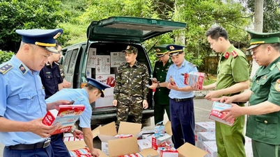 سمگلنگ اور جعلی اشیا کے خلاف "غیر سمجھوتہ جنگ کا اعلان" کرنے کا عزم