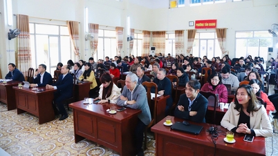 فضول خرچی، منفیت، اندرونی معائنہ، شہریوں کا استقبال، پٹیشن ہینڈلنگ، شکایت اور مذمت کا تصفیہ روکنے کے لیے پیشہ ورانہ مہارتوں پر تربیتی کورس کی اختتامی تقریب