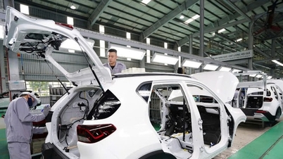 Produksi industri meningkat 9,3% dalam 11 bulan