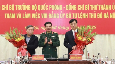 Ο κ. Nguyen Duy Ngoc και ο κ. Vu Dai Thang έλαβαν νέες εργασίες.