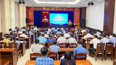 Das Justizministerium der Provinz Ca Mau organisierte eine Schulungskonferenz, um die Standards für den Zugang zum Recht zu bewerten und Richtlinienentwürfe zu kommunizieren.