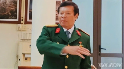 Una época con uniforme de soldado