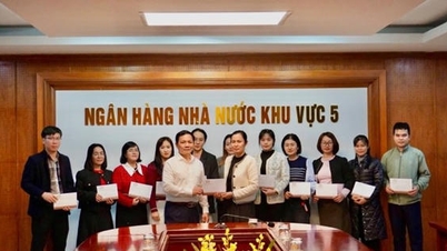 Vietnamský bankovní odborový svaz podporuje pracovníky postižené přírodními katastrofami