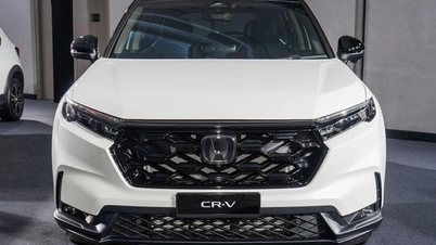 Lançamento da Honda CR-V em edição limitada de apenas 300 unidades, ao preço de 1,1 bilhão de VND.