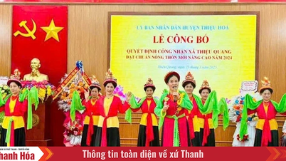 Về Thiệu Quang nghe chuyện gìn giữ múa đèn chạy chữ, hát chèo chải cổ