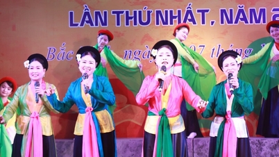 बाक निन्ह प्रांत में शौकिया चेओ गायन महोत्सव में 500 से अधिक कलाकार और अभिनेता भाग ले रहे हैं