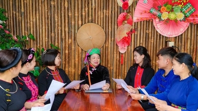 Vo Nhai mengembangkan keterampilan pertunjukan lagu dan tari rakyat Tay dan Nung