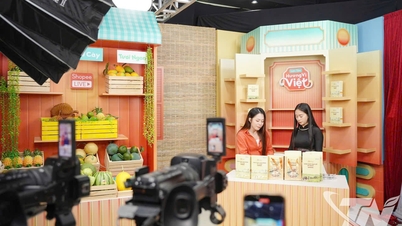 기술, 데이터 - 새로운 생산 수단