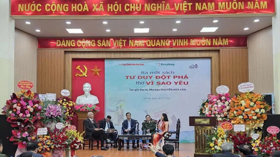 إطلاق كتاب "التفكير الرائد" والمجموعة الشعرية "لماذا الحب"