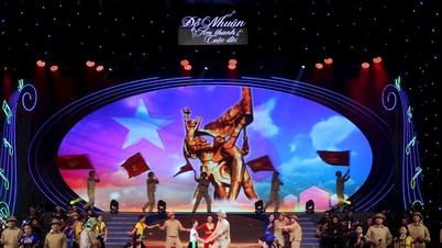 특별한 예술 프로그램을 통해 고인이 된 음악가 Do Nhuan의 103번째 생일을 기념합니다.