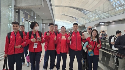 A delegação esportiva vietnamita chegou à Tailândia, dando início à campanha da 33ª edição dos Jogos do Sudeste Asiático.