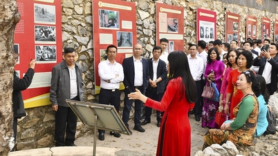 Son La: De toeristische sector speelt een belangrijke rol in de economie. Ze draagt ​​bij aan de uitroeiing van honger en armoede, aan het behoud van cultuur en aan de bescherming van het milieu.