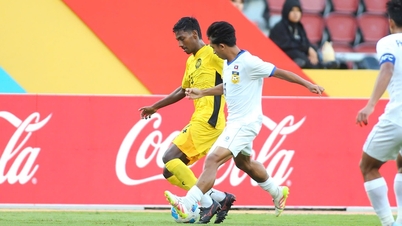 ماليزيا تواجه "كارثة" بعد الفوز على لاوس، و18 لاعباً متبقيين في المباراة ضد فيتنام تحت 23 عاماً