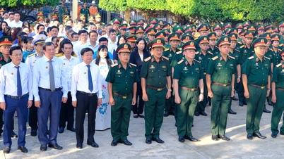 قدمت قيادة المنطقة العسكرية السابعة البخور تخليداً لذكرى الشهداء الأبطال بمناسبة الذكرى الـ80 ليوم القوات المسلحة التقليدي في المنطقة العسكرية.