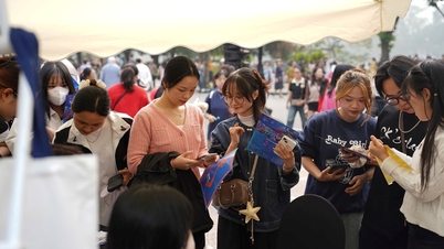 บรรยากาศคึกคักในงาน "สุขสันต์วันเวียดนาม"