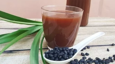 វិធីផឹកទឹកសណ្តែកខ្មៅ ដើម្បីជួយឱ្យរាងកាយត្រជាក់ និងបន្សាបជាតិពុលពីថ្លើម