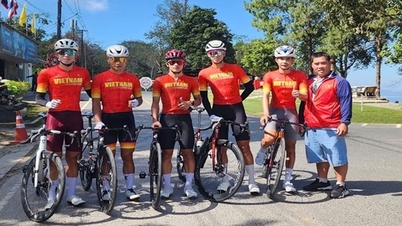 Basikal Vietnam memecut sebelum G-hour