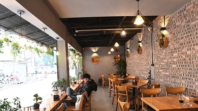 En fermant deux cafés, le propriétaire admet que l'erreur est facile à commettre pour n'importe qui.