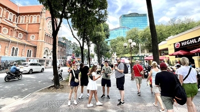 Meningkatkan kualiti sumber manusia pelancongan di Bandaraya Ho Chi Minh untuk pembangunan ekonomi yang mampan