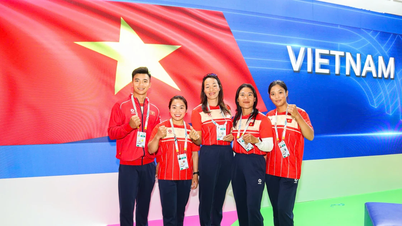 الوفد الرياضي الفيتنامي يصل إلى تايلاند، في بداية حملته لدورة ألعاب جنوب شرق آسيا 33