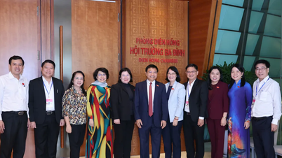 É necessário expandir a autoridade local para eliminar fundamentalmente os entraves institucionais.