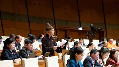 Delegát Národního shromáždění, ctihodný Thich Thanh Quyet (Quang Ninh): Vytvoření dostatečně kvalitního a silného mechanismu pro rozvoj moderní a udržitelné městské oblasti Hanoje