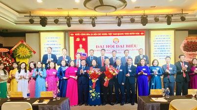 1º Congresso da Associação Provincial de Quang Tri para a Promoção da Educação