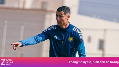 Cristiano Ronaldo atrai todos os olhares no dia em que Messi conquista o campeonato da MLS.