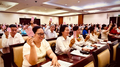 A primeira consulta definiu a estrutura, a composição e o número de candidatos indicados para a 16ª Assembleia Nacional.