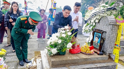 Okres Minh Xuan přijal, vedl vzpomínkovou bohoslužbu a pohřbil ostatky mučedníka Nguyen Van Kho.
