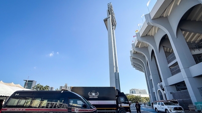 Перед открытием Игр Юго-Восточной Азии 33: отряд сапёров прибыл на стадион Раджамангала