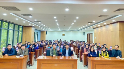 Le Comité provincial du Front de la Patrie et le quartier de Nung Tri Cao ont participé au concours en ligne sur la réforme administrative provinciale en 2025.