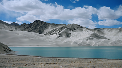 Der smaragdgrüne See sorgt online für Aufsehen. Was sagen vietnamesische Besucher, die ihn bereits erlebt haben?