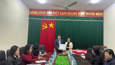 Le Centre provincial de soins infirmiers pour les personnes méritantes et les services de santé pour les fonctionnaires de Cao Bang a organisé une délégation de travail pour étudier l'expérience à Thai Nguyen et Tam Dao.