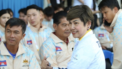 Чудова дружба між тайськими та камбоджійськими спортсменами посеред напруженої війни: це спорт!