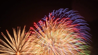 آتش بازی و بسیاری از برنامه‌های هیجان‌انگیز برای استقبال از سال نو ۲۰۲۶