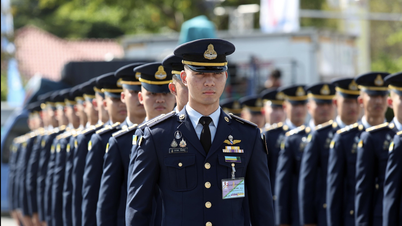 Imponerande ögonblick vid flagghissandet för SEA Games 33:e gång