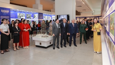 De voetafdrukken van Ho Chi Minh in het thuisland van de Oktoberrevolutie