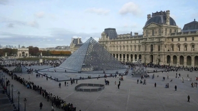 Az ékszerlopás után vízszivárgás történt a világ leglátogatottabb múzeumában.