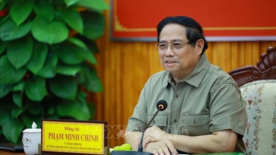 ທ່ານ​ນາ​ຍົກ​ລັດ​ຖະ​ມົນ​ຕີ ຟ້າມ​ບິ່ງ​ມິງ: ໄຕ​ນິງ ຕ້ອງ​ຊຸກ​ຍູ້ 3 ຂົວ ແລະ 3 ປັດ​ໄຈ​ເຊື່ອມ​ໂຍງ​ເຂົ້າ​ກັບ​ການ​ພັດ​ທະ​ນາ.