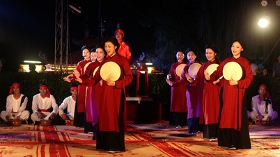 ປັບປຸງຄວາມສາມາດຂອງນັກສິລະປິນໃນການປະຕິບັດແລະການຮ້ອງເພງ Xoan