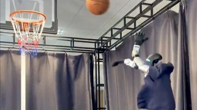 Китайский робот G1 играет в баскетбол как настоящий спортсмен