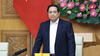 Bliksemsnelle bouw en reparatie van huizen in de 'Quang Trung-campagne' na historische storm en overstroming