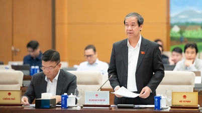 Deveríamos abolir o exame de conclusão do ensino médio e manter apenas o exame de admissão à universidade?