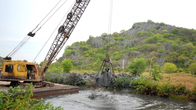 アンザン省は積極的に灌漑を行い、秋冬の稲作を守っている