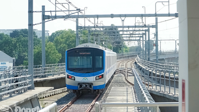 Ben Thanh - Suoi Tien metro hattının Long Thanh Havaalanı'na uzatılması projesinin uygulanmasına İl Halk Komitesi'nin başkanlık etmesi önerisi